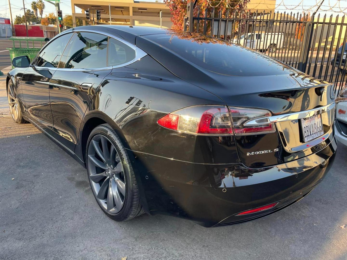 2017 BLACK /BLACK Tesla Model S (5YJSA1E19HF) , located at 744 E Miner Ave, Stockton, CA, 95202, (209) 944-5770, 37.956863, -121.282082 - Photo#13